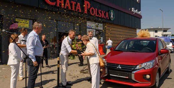 W czwartek 4 sierpnia odbyło się uroczyste przekazanie nagrody głównej w loterii Chaty Polskiej NA 25 LAT!  

 obraz